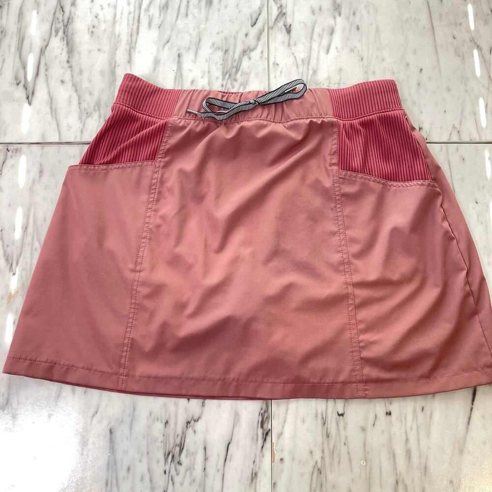 Iceburg Outerwear Athletic Skort Size M Pink Built-In Shorts Activewear Golf